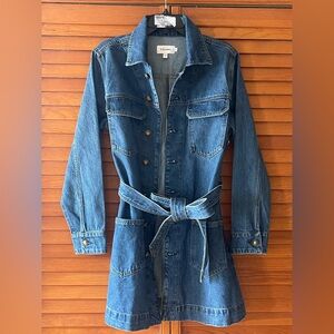 FRAME 70s Belted Denim Jacket. Size M Women 
#196.